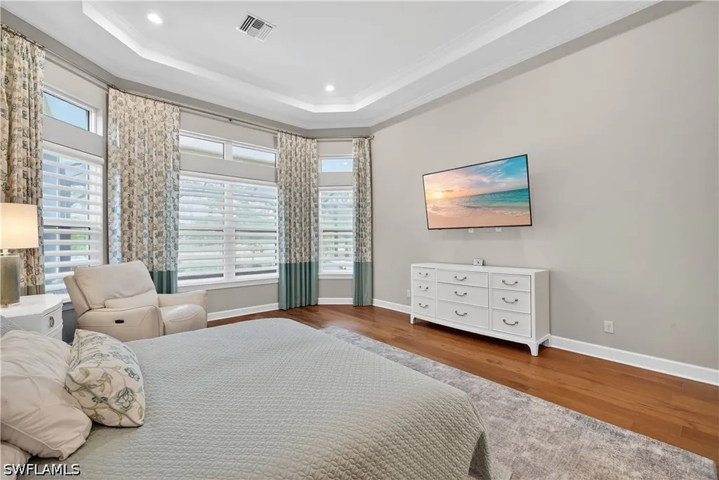 8709 Cavano Street Naples FL 34119
