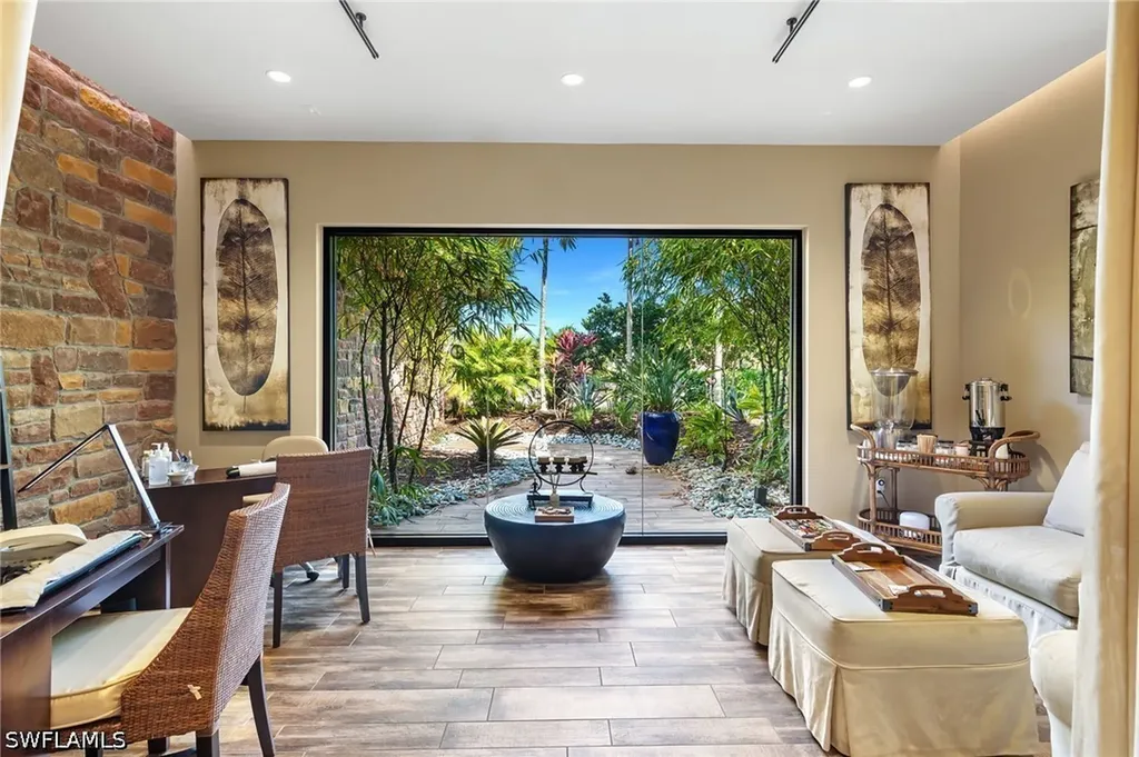 8709 Cavano Street Naples FL 34119
