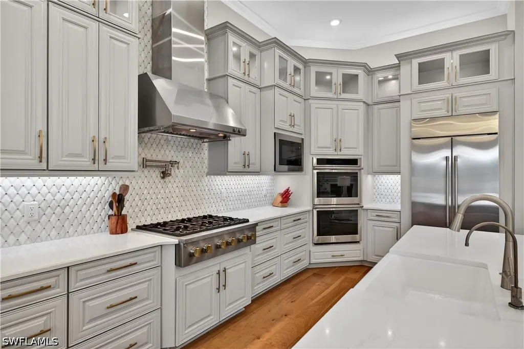 8709 Cavano Street Naples FL 34119