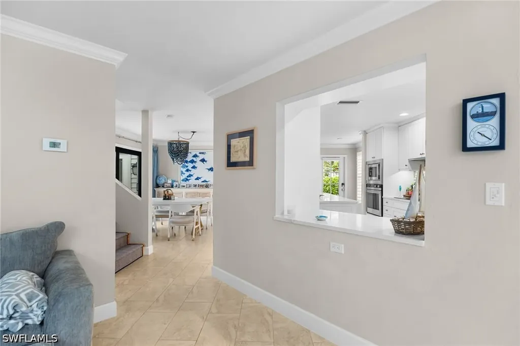 4008 Crayton Road Naples FL 34103