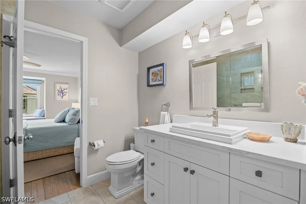 4008 Crayton Road Naples FL 34103