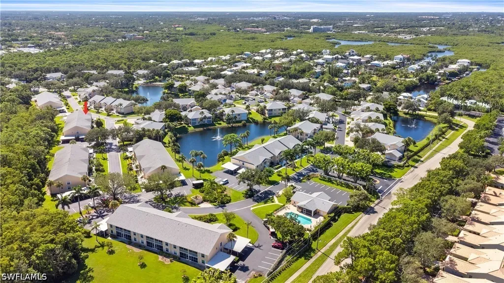 757 Wiggins Lake Drive Naples FL 34110