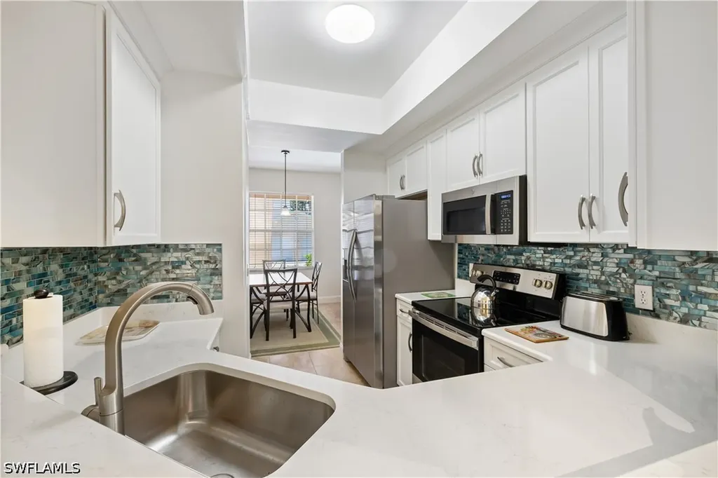 757 Wiggins Lake Drive Naples FL 34110