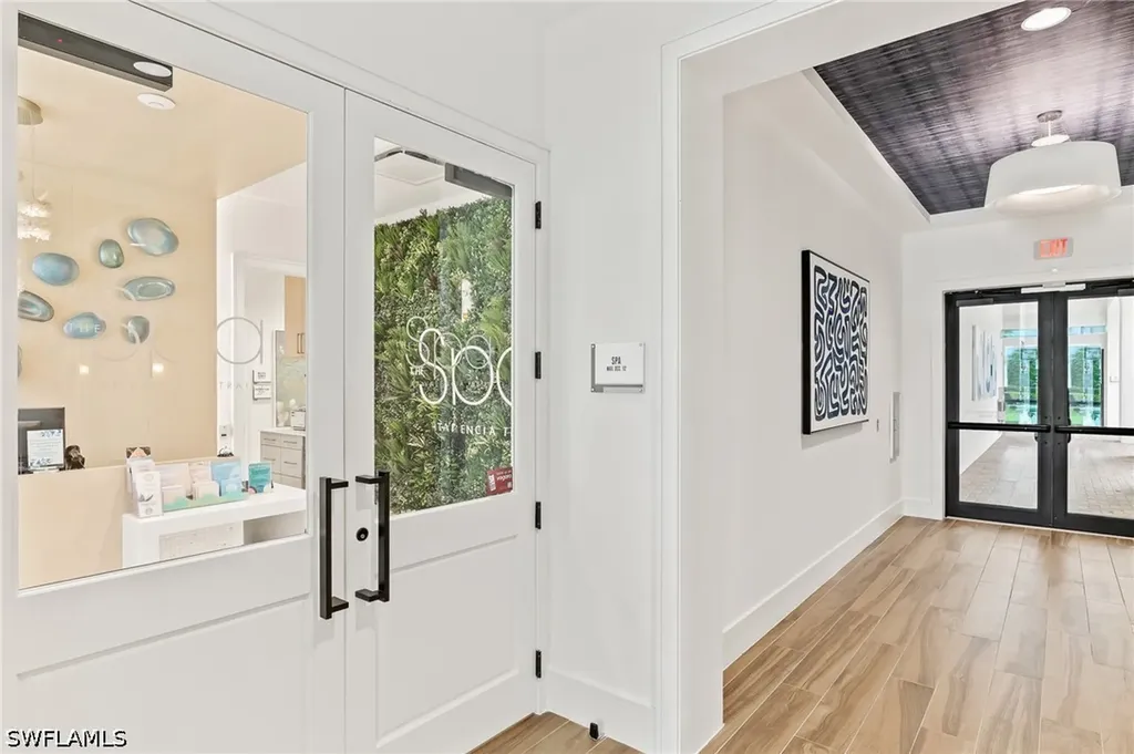 12177 Eucalyptus Way Naples FL 34120
