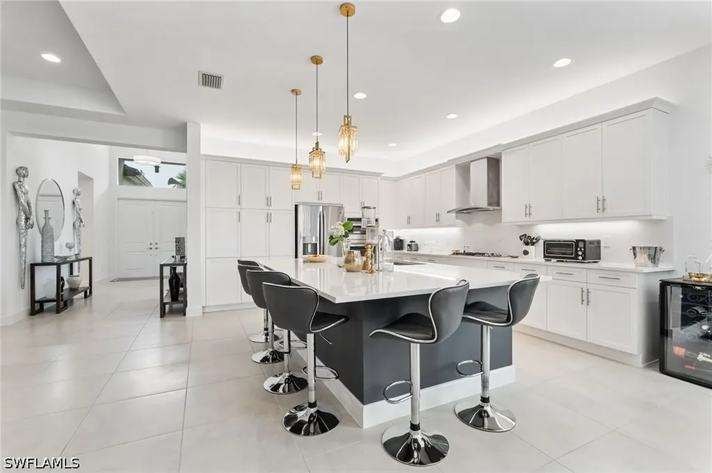 12177 Eucalyptus Way Naples FL 34120