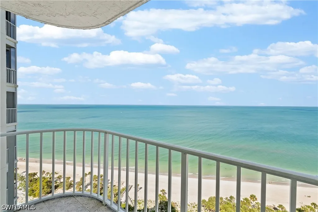 8111 Bay Colony Drive Naples FL 34108