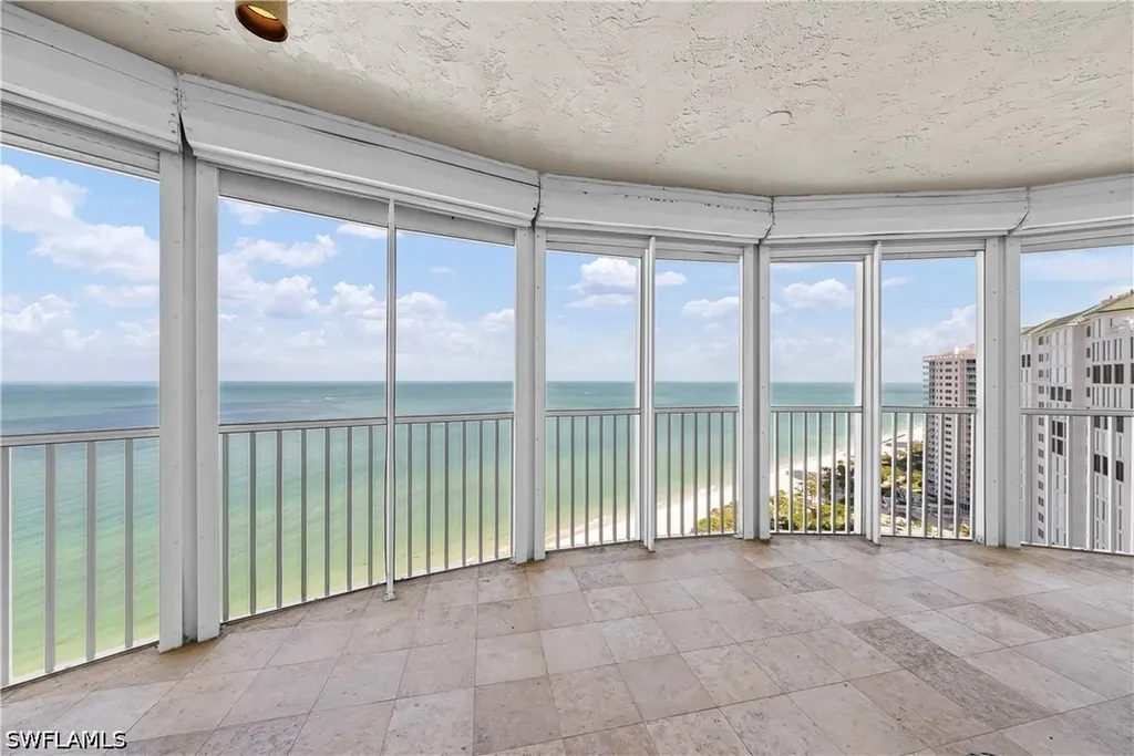 8111 Bay Colony Drive Naples FL 34108