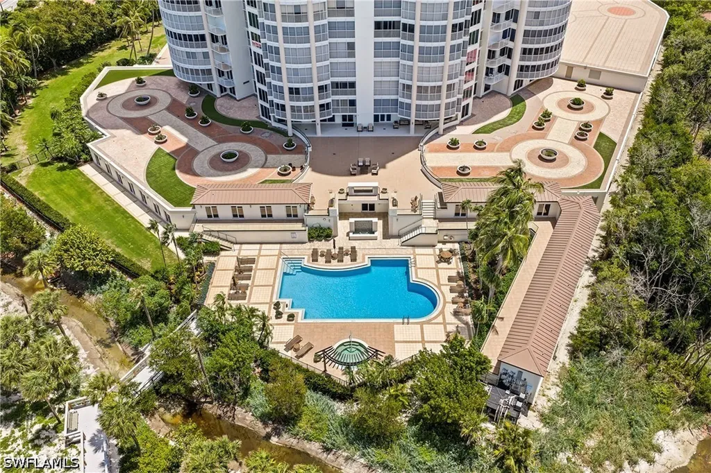 8111 Bay Colony Drive Naples FL 34108