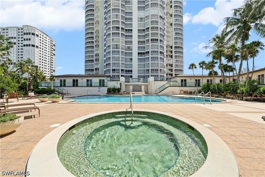 8111 Bay Colony Drive Naples FL 34108