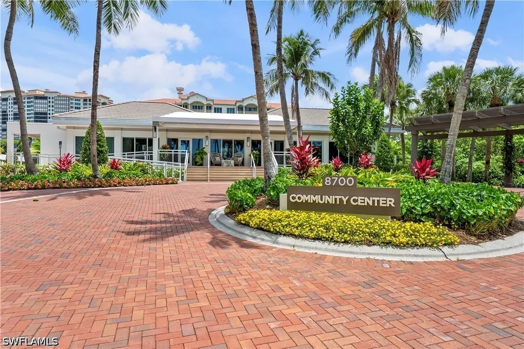 8111 Bay Colony Drive Naples FL 34108