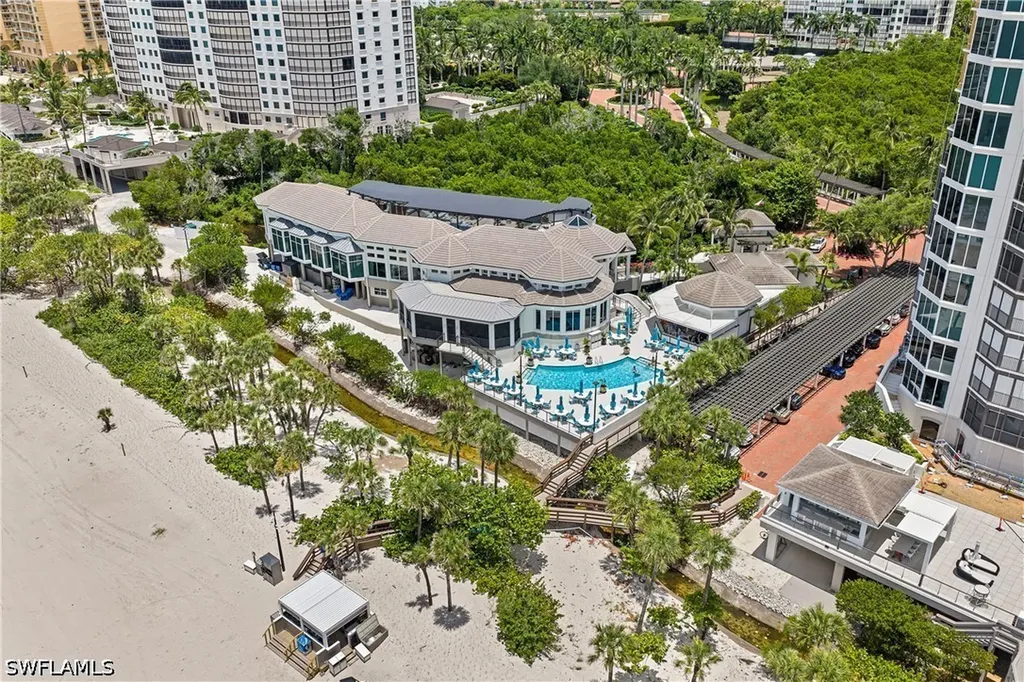 8111 Bay Colony Drive Naples FL 34108