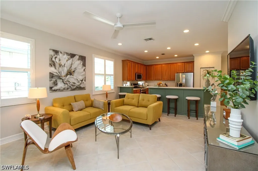 1912 Tarpon Bay Drive N Naples FL 34119