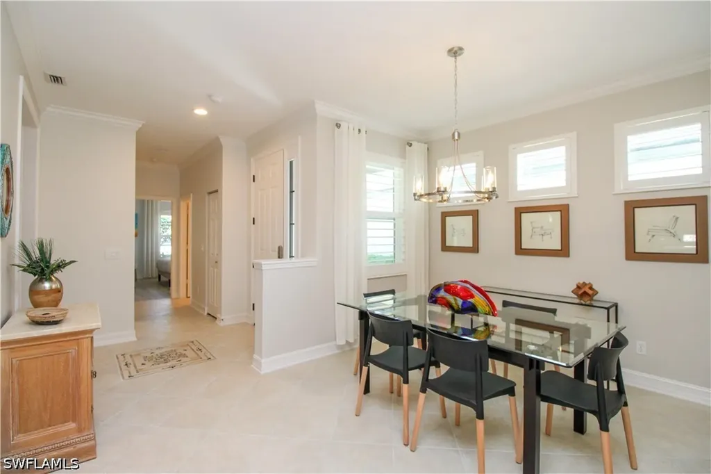 1912 Tarpon Bay Drive N Naples FL 34119