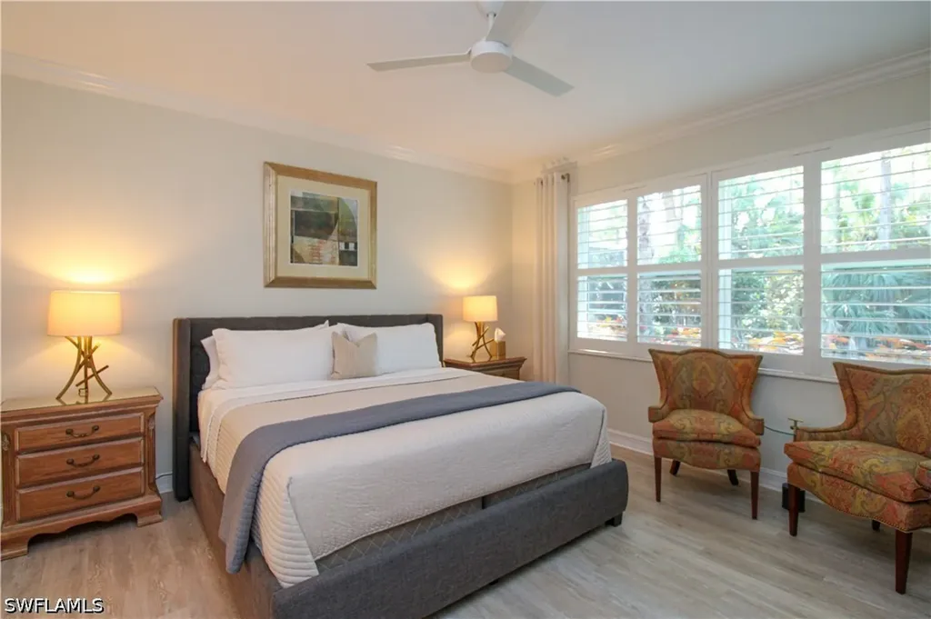 1912 Tarpon Bay Drive N Naples FL 34119