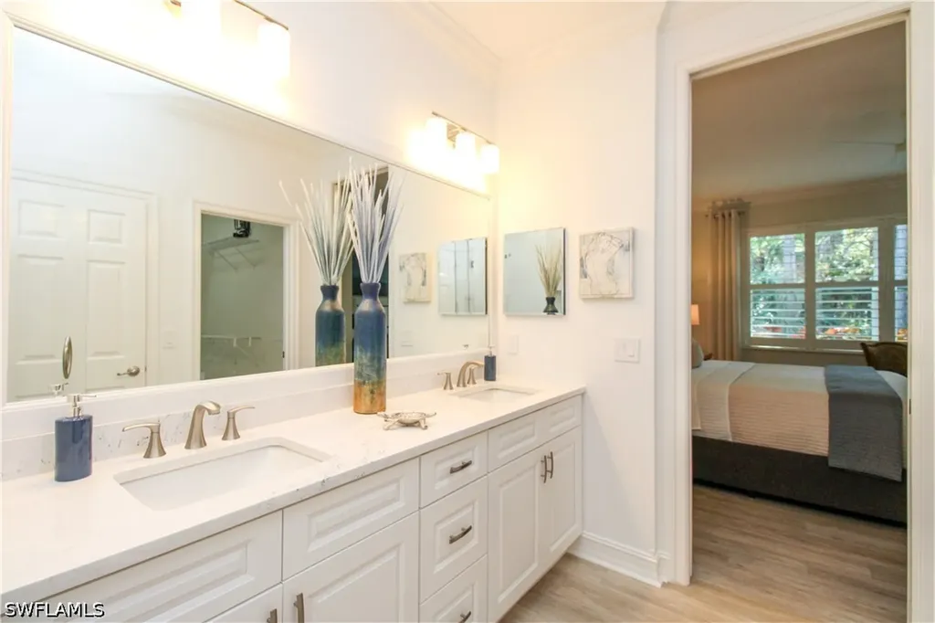 1912 Tarpon Bay Drive N Naples FL 34119