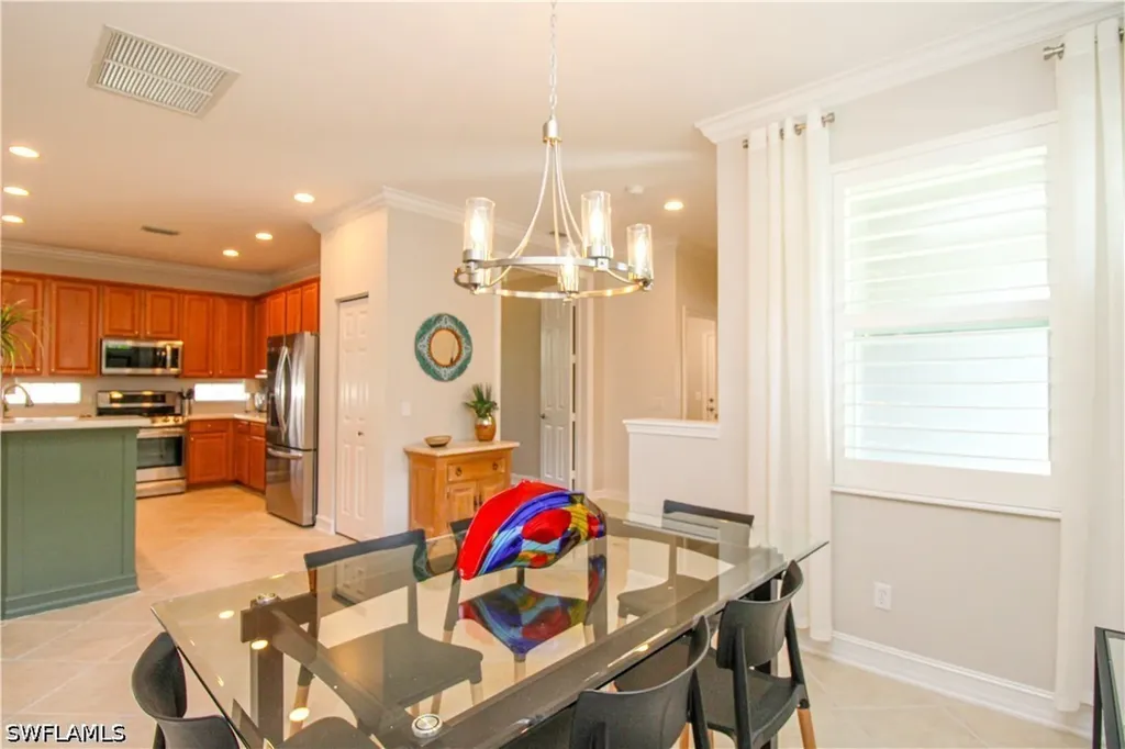 1912 Tarpon Bay Drive N Naples FL 34119