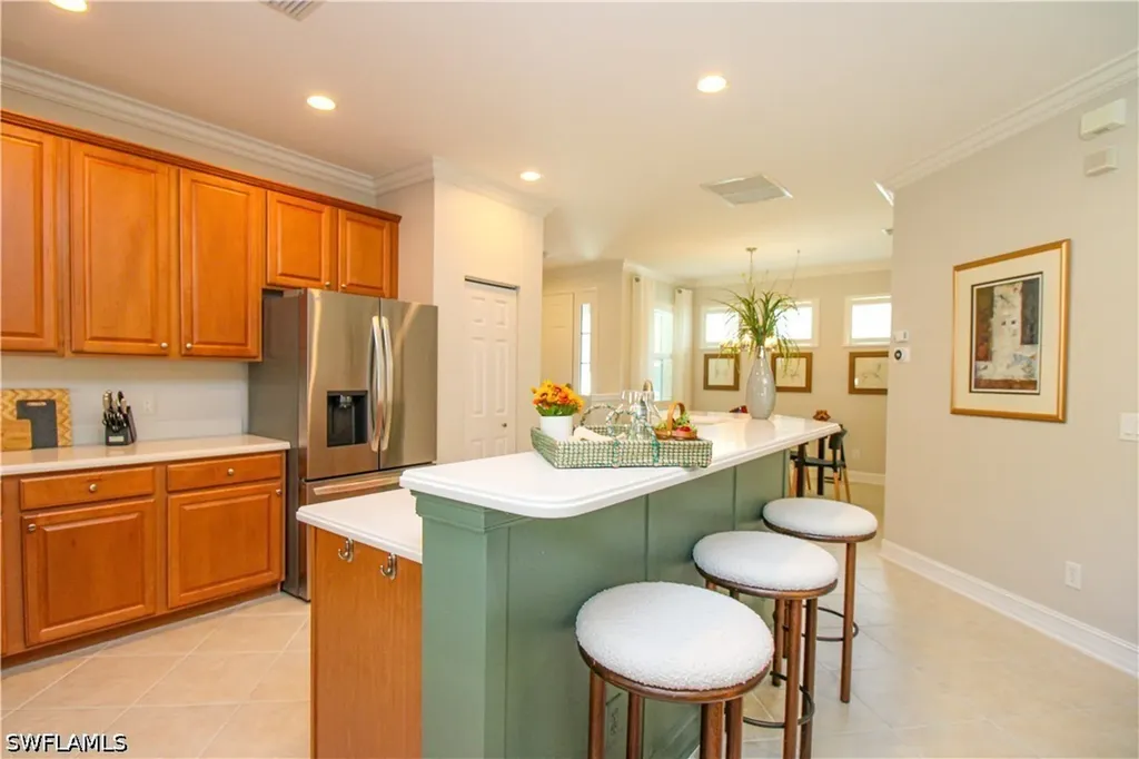 1912 Tarpon Bay Drive N Naples FL 34119