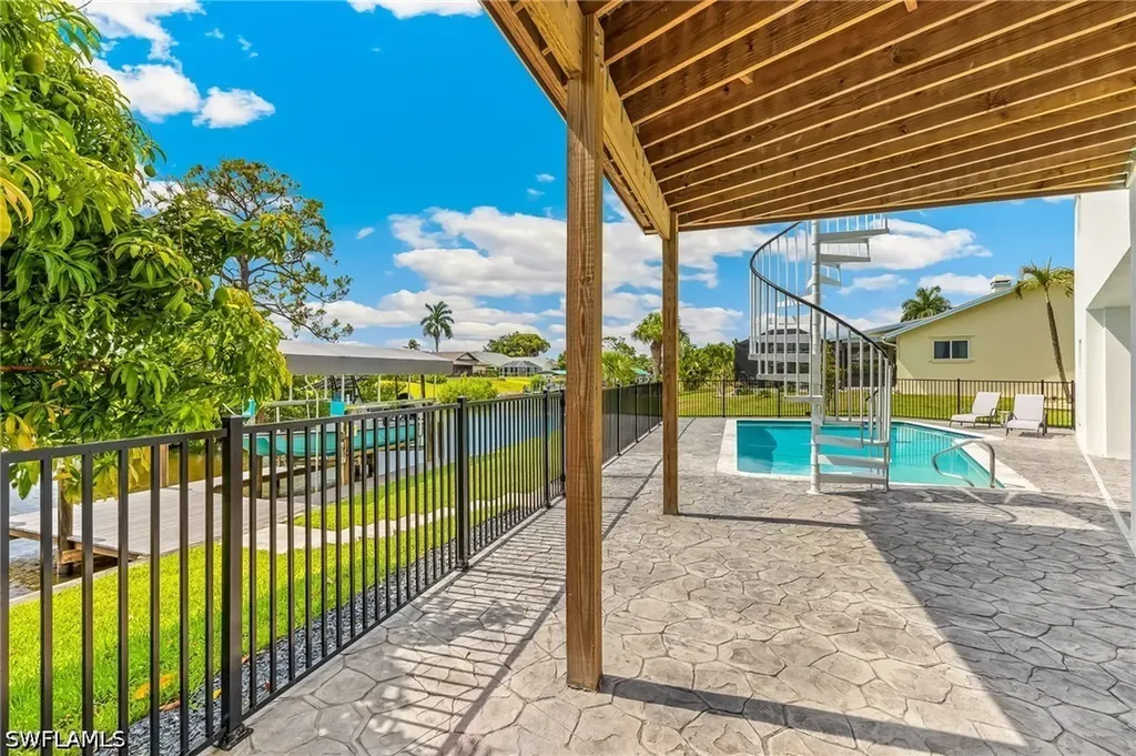 20700 Park Place Estero FL 33928