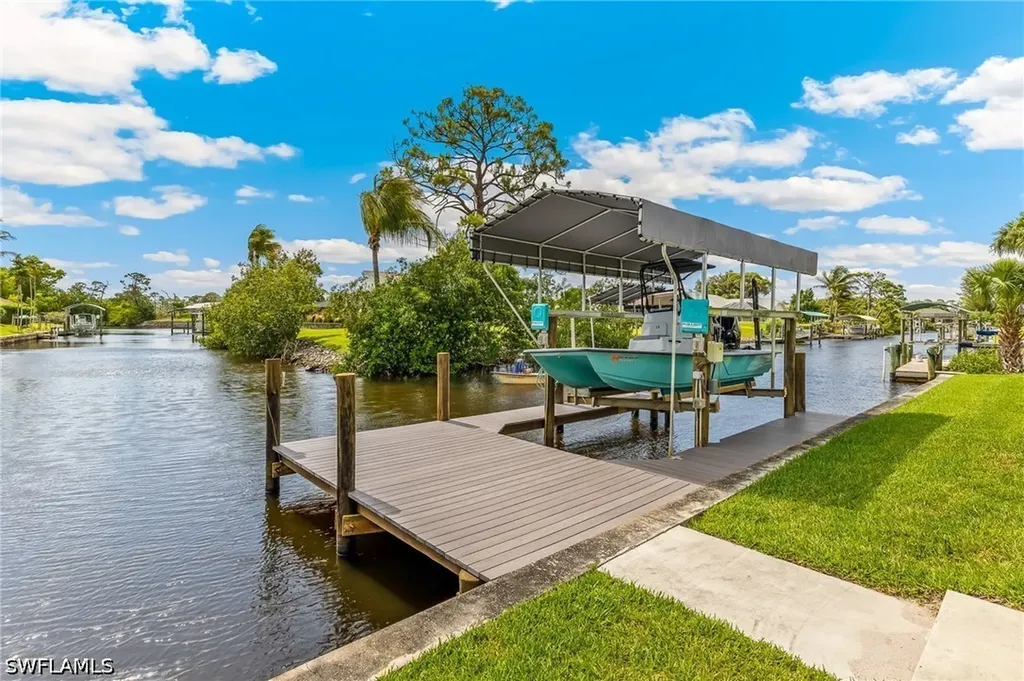 20700 Park Place Estero FL 33928