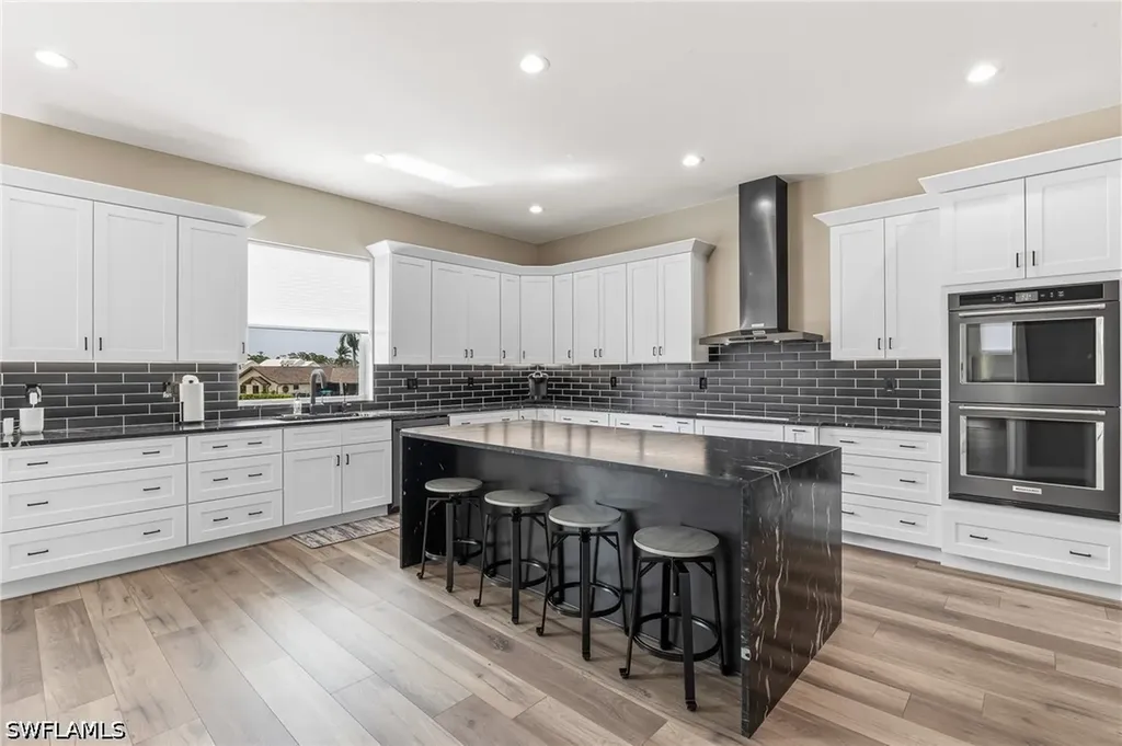 20700 Park Place Estero FL 33928