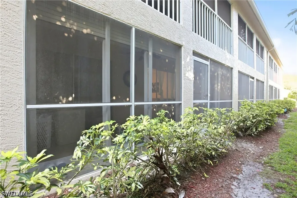 338 Bradstrom Circle Naples FL 34113