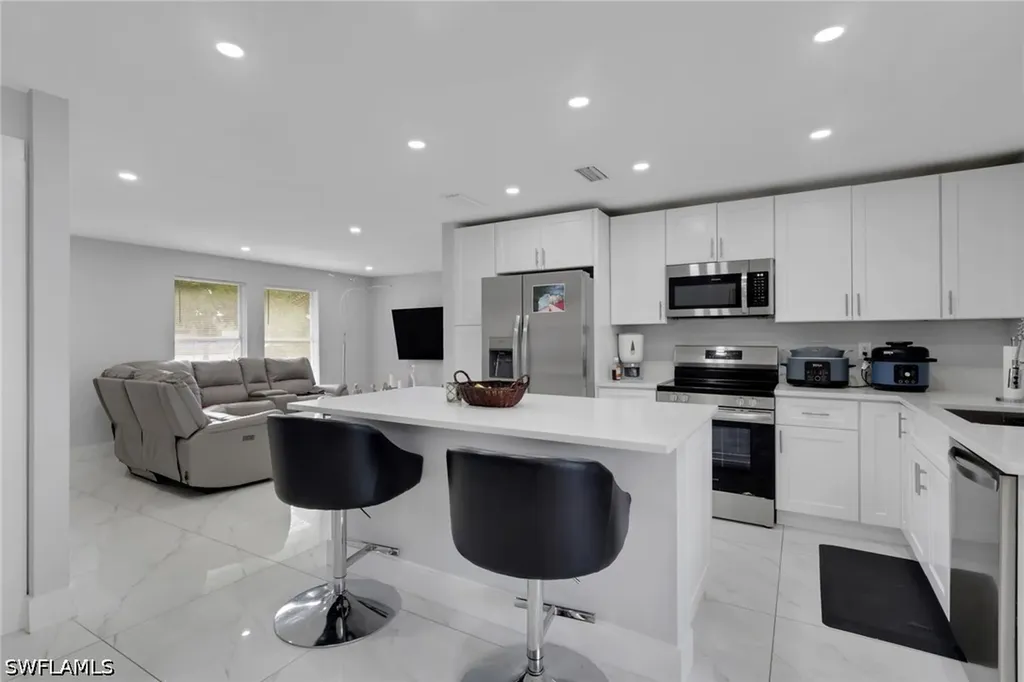 2025 49th Terrace SW Naples FL 34116