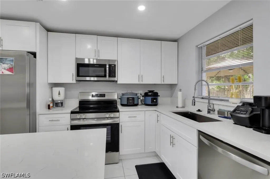 2025 49th Terrace SW Naples FL 34116