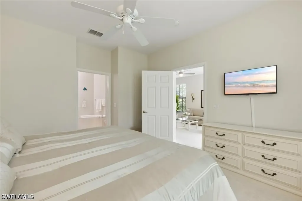 7685 Meadow Lakes Drive Naples FL 34104