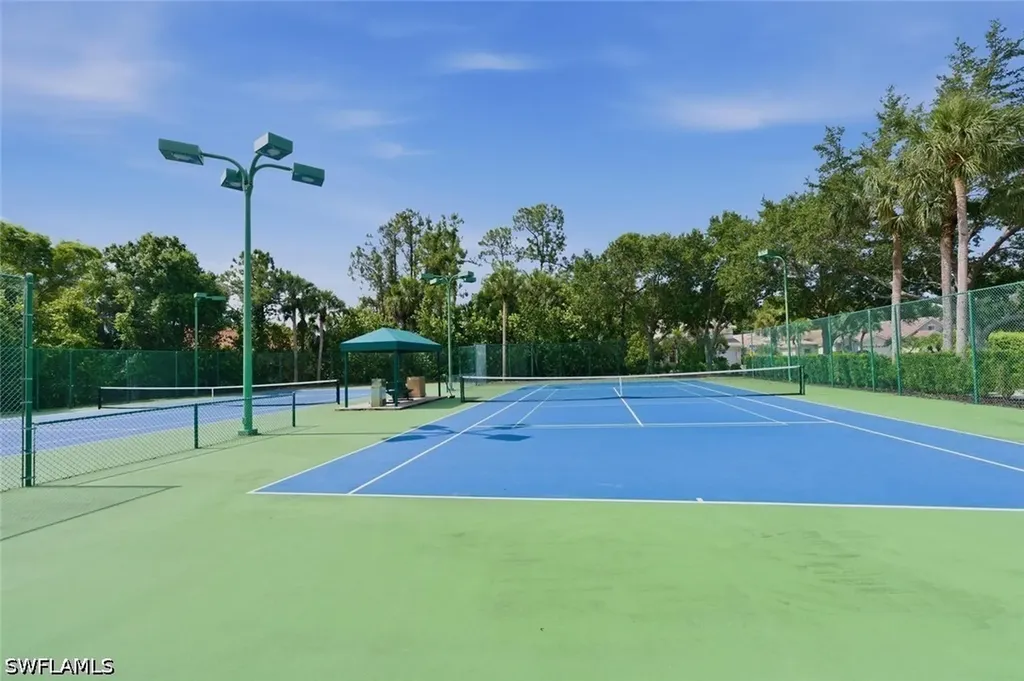 7685 Meadow Lakes Drive Naples FL 34104
