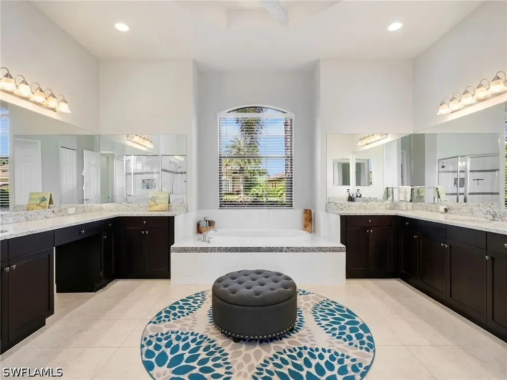 2756 Crystal Way Naples FL 34119