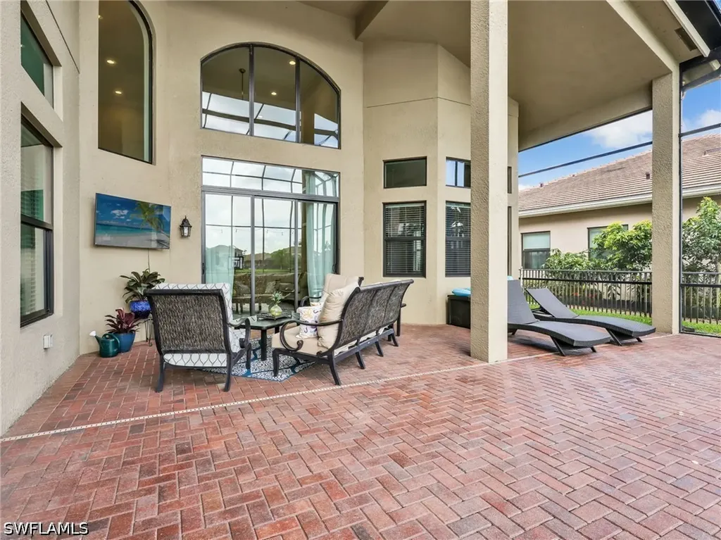 2756 Crystal Way Naples FL 34119