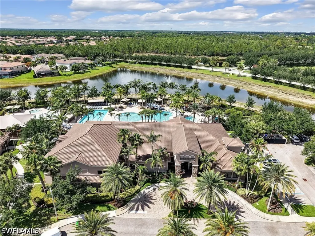 2756 Crystal Way Naples FL 34119