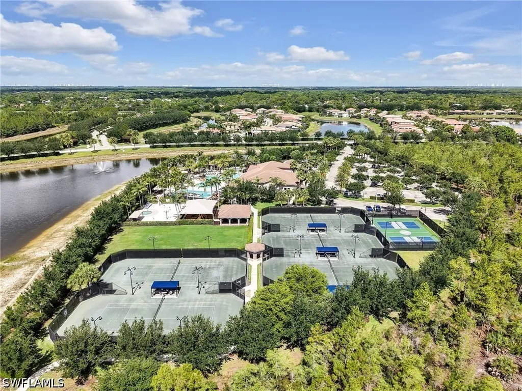 2756 Crystal Way Naples FL 34119