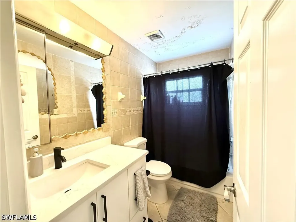 1964 42nd Street SW Naples FL 34116