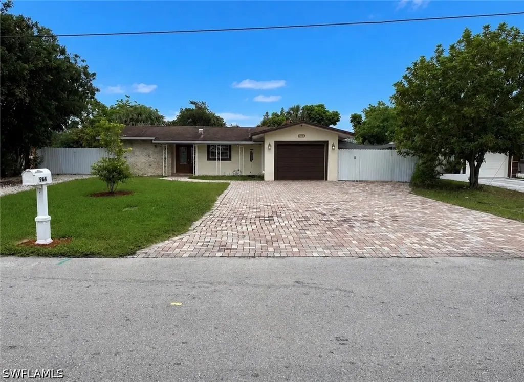 1964 42nd Street SW Naples FL 34116