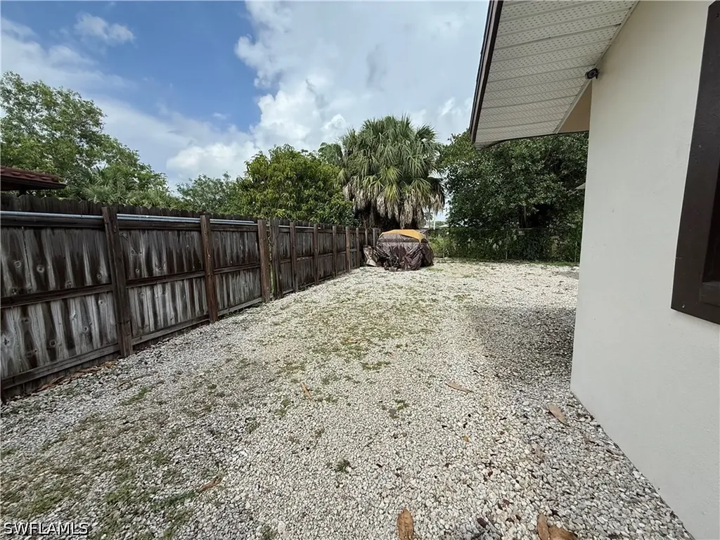 1964 42nd Street SW Naples FL 34116