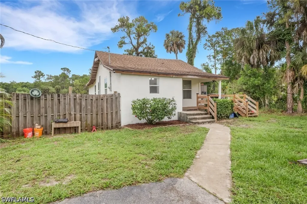 341 Golden Gate Boulevard E Naples FL 34120