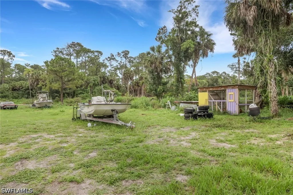 341 Golden Gate Boulevard E Naples FL 34120