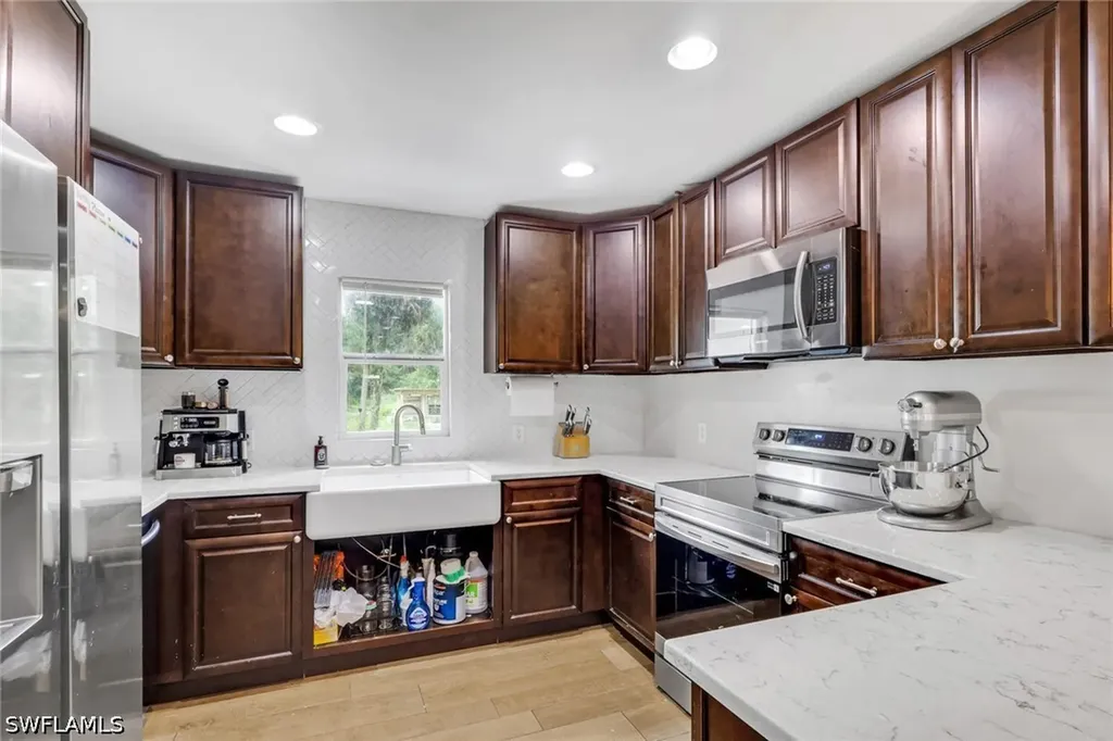 341 Golden Gate Boulevard E Naples FL 34120