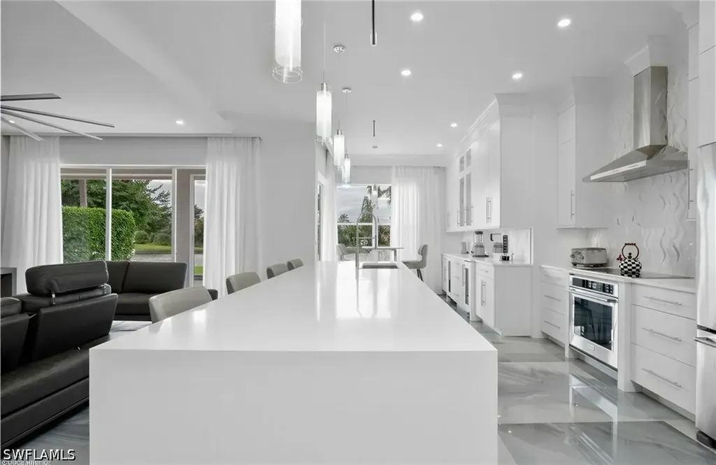 8967 Lely Island Circle Naples FL 34113
