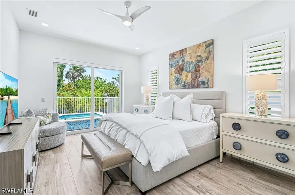 1114 6th Lane N Naples FL 34102