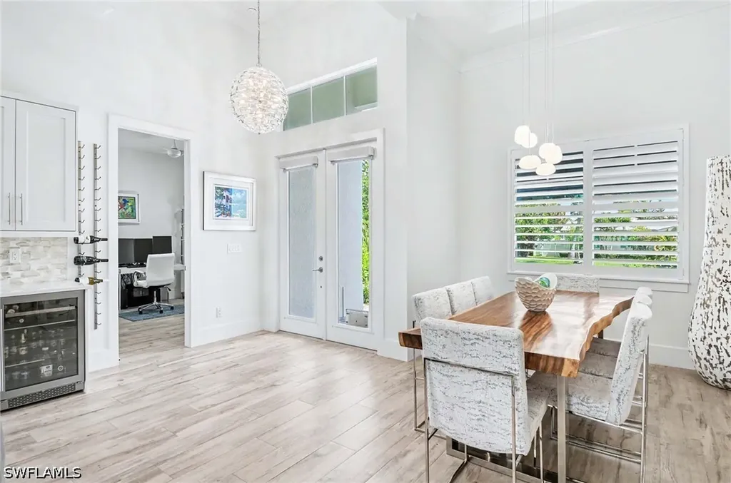 1114 6th Lane N Naples FL 34102