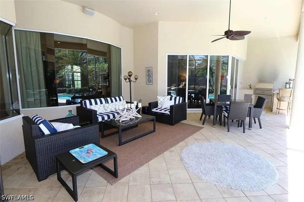 1824 Crayton Road Naples FL 34102