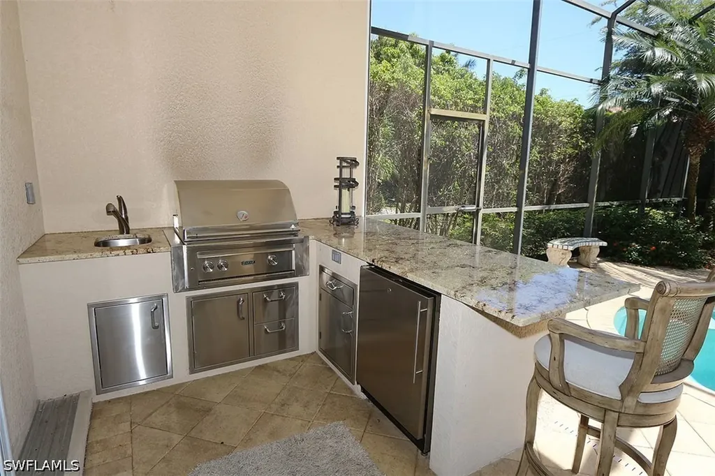 1824 Crayton Road Naples FL 34102