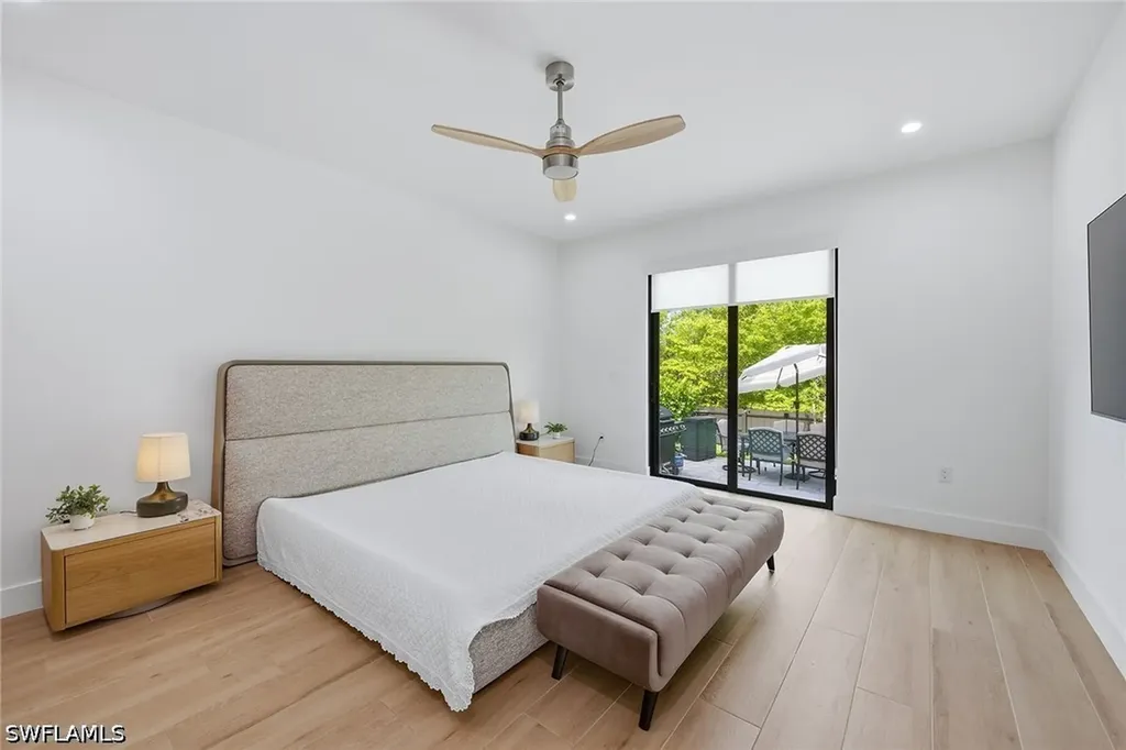 3384 Canal Street Naples FL 34112