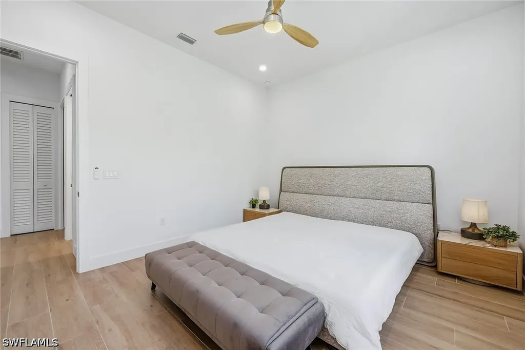 3384 Canal Street Naples FL 34112