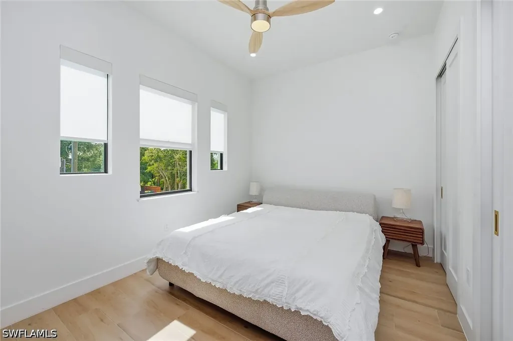 3384 Canal Street Naples FL 34112