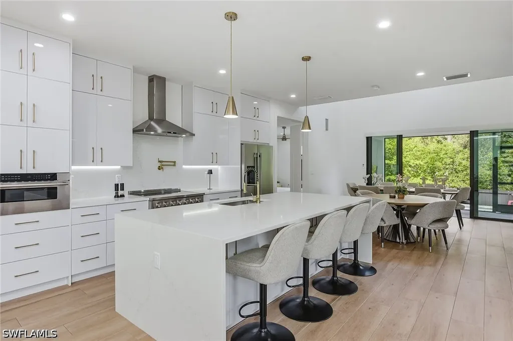 3384 Canal Street Naples FL 34112