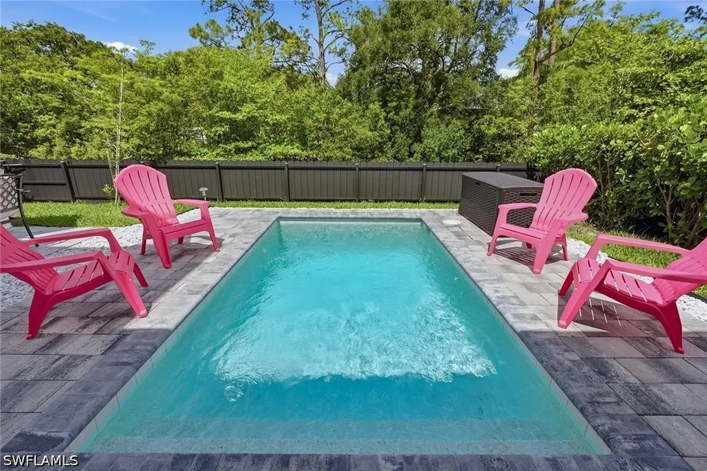 3384 Canal Street Naples FL 34112