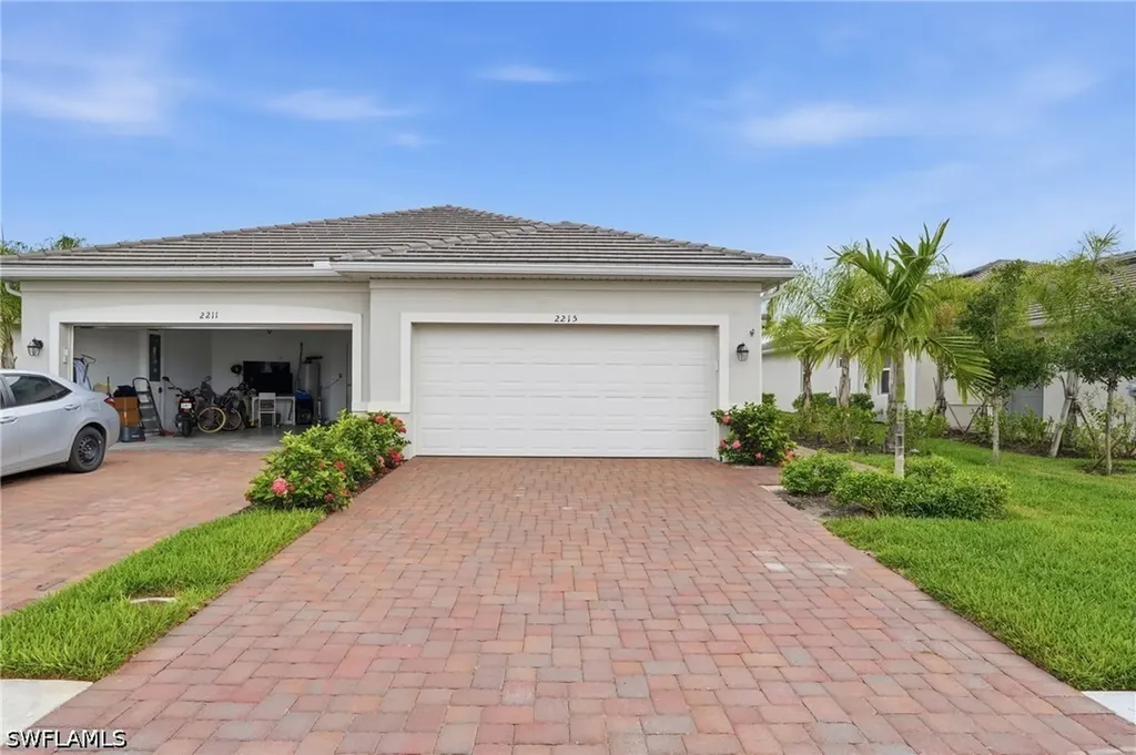 2215 Dragonfruit Way Naples FL 34120